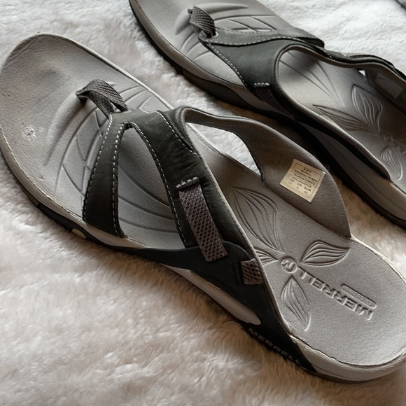 Sandals | Grip Metallic Sandals Gold - Franco Sarto Womens â Ylati Architetti